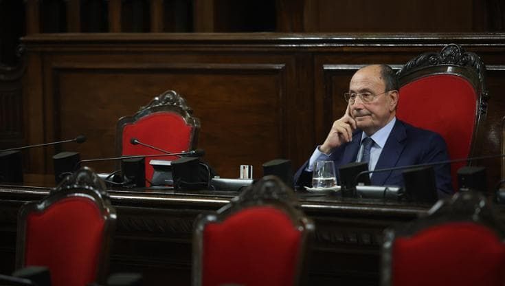 Corruzione, indagato pure Vitrano: le ombre sulla “corte” di Schifani