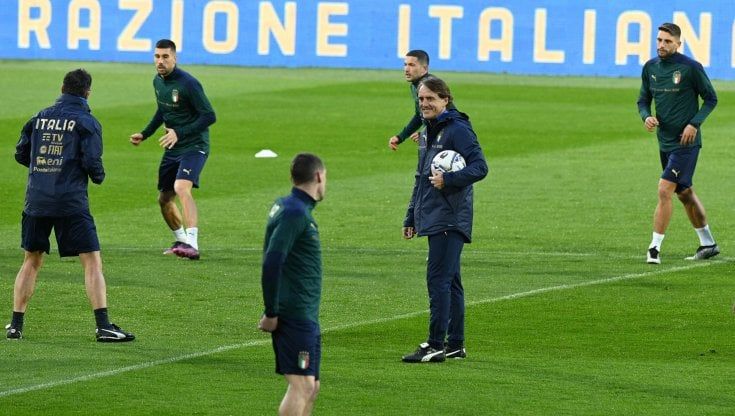 Italia-Macedonia, cresce la febbre per la Nazionale. Primo allenamento al Barbera