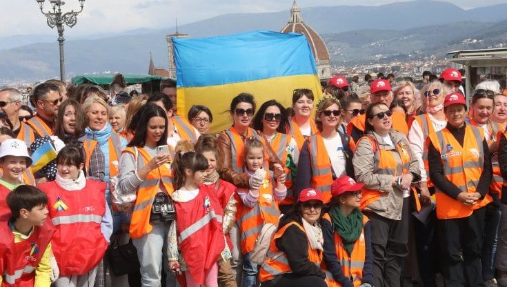 I profughi ucraini: "Puliamo il Piazzale Michelangelo per dire grazie a Firenze"
