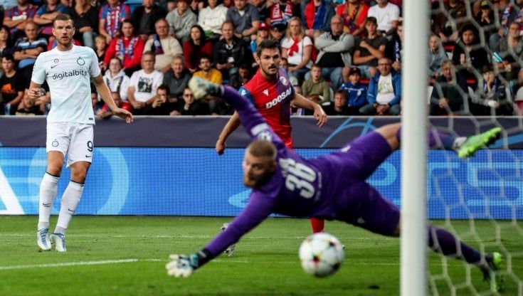 Viktoria Plzen-Inter 0-2: Dzeko e Dumfries firmano il successo nerazzurro