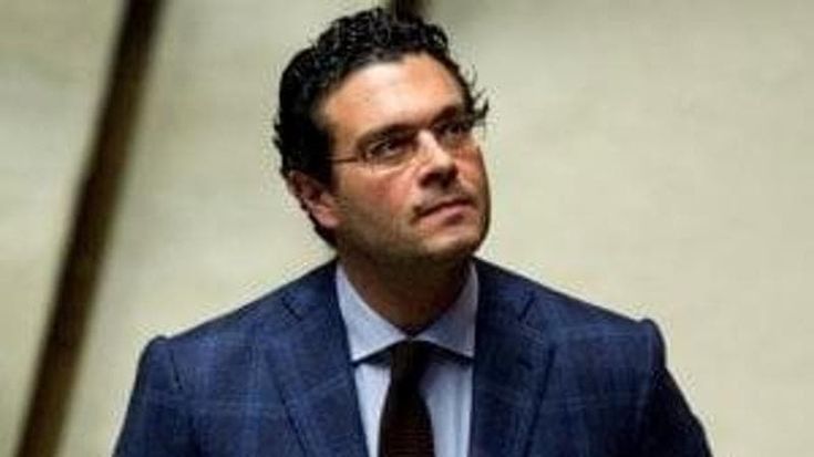 Carbone (Csm): “Dalla maggioranza parole che minano la democrazia. Complotto anti Meloni? Su Netflix”