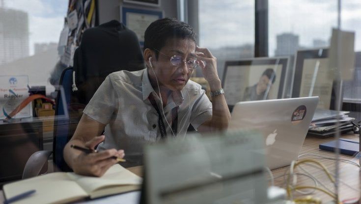 Maria Ressa: "Vinto il Nobel vincerò le fake news"