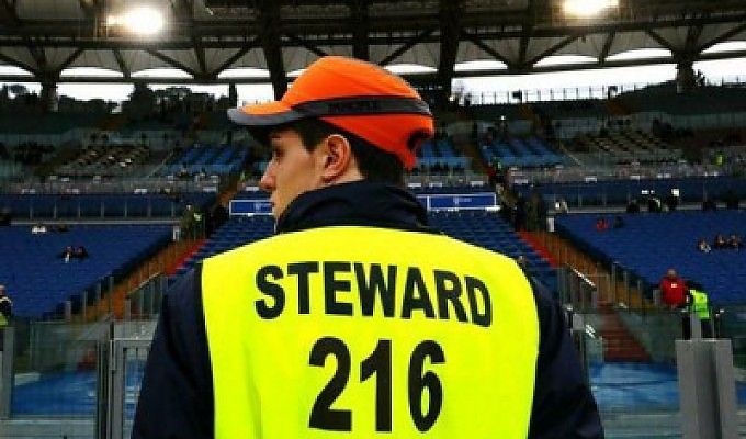 Roma, steward aggrediti da teppisti dopo gara con il Livorno