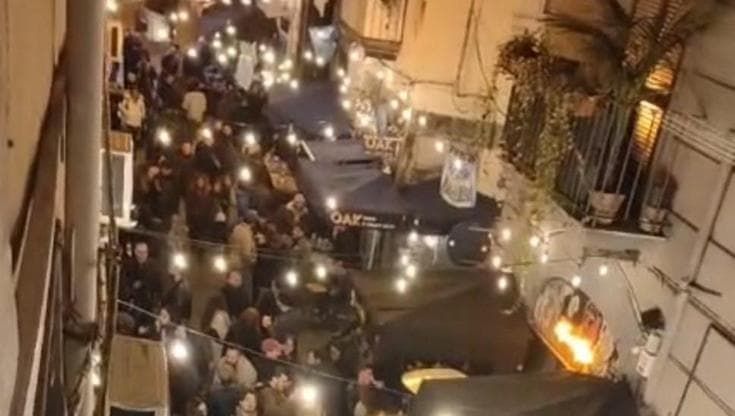 Movida a Napoli, l’ira dei residenti: “Ordinanza scaduta, non si dorme: ora subito nuove regole”