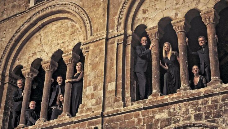 Quei ragazzi del coro che fanno risuonare basiliche e teatri