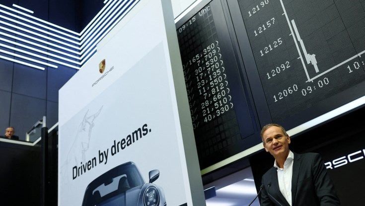 Porsche mette la freccia e supera Volkswagen: è la casa auto europea che vale di più sul mercato