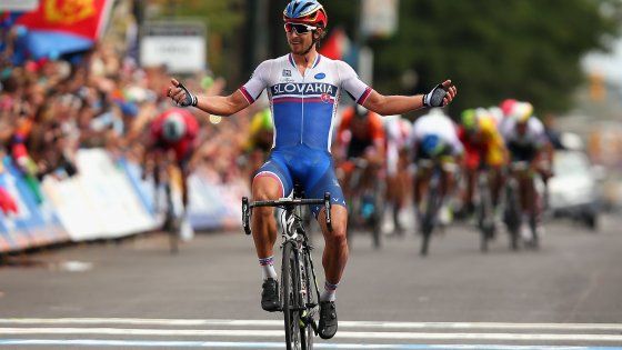 Mondiali, capolavoro di Sagan: trionfa senza squadra. Italiani lontani dal podio