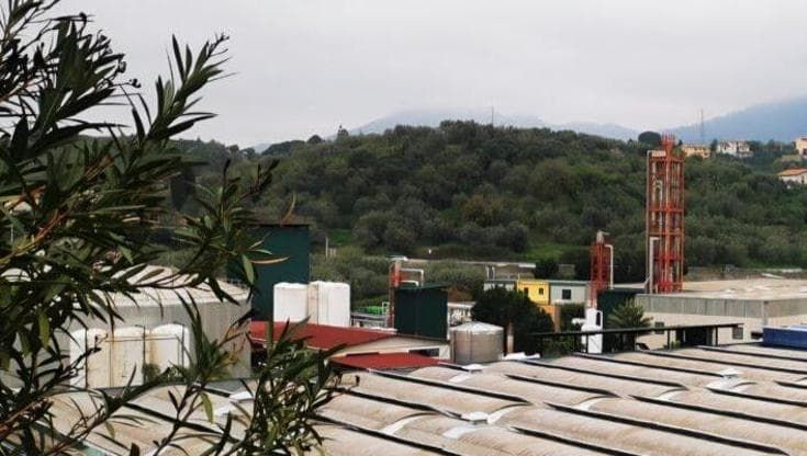 Incidente sul lavoro a Barcellona Pozzo di Gotto, operaio muore incastrato in un macchinario