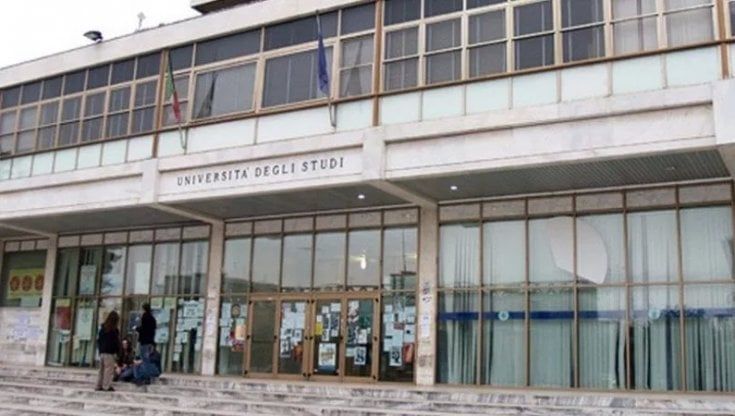 Morì a 25 anni di leucemia, l'Università di Lecce  gli conferisce la laurea 'in memoriam' in Scienze filosofiche