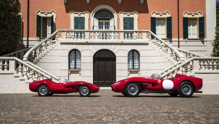 Ferrari, operazione nostalgia: una Testa Rossa elettrica per i teenager
