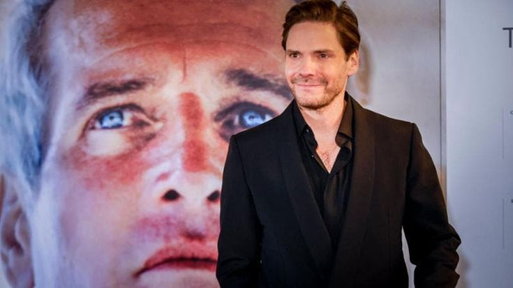 Daniel Bruhl: “Dirigo un dramma storico su tennis e nazismo e mi ispiro ai Finzi-Contini di De Sica”
