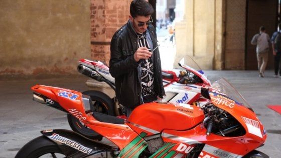Ducati lancia la staffetta tra generazioni: pensione anticipata per far entrare i giovani