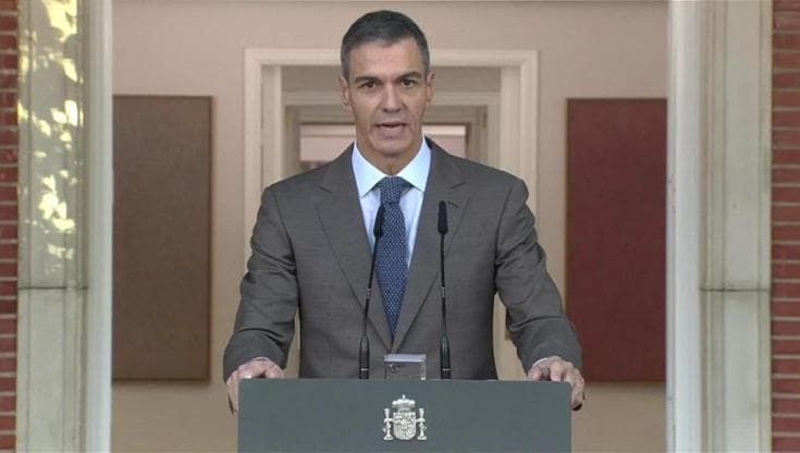 Sanchez, elezioni anticipate: "Agli elettori la scelta se restare dalla parte giusta della storia"