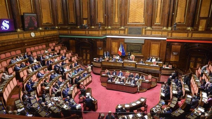 Una raffica di modifiche. La maggioranza prova a riscrivere la manovra