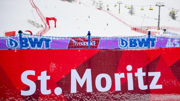 Fitta nevicata nella notte, cancellati lo slalom maschile in Val d’Isere e il superG femminile a St. Moritz