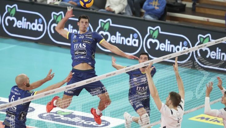 Volley, Superlega: Trento cade in casa, Piacenza e Monza agganciano la vetta
