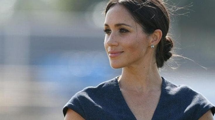 Meghan in Inghilterra per recitare: l’offerta nella serie Netflix “The Gentlemen” dietro al ritorno