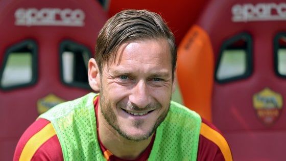 Totti: ''Domenica ultima in maglia Roma, poi nuova sfida''