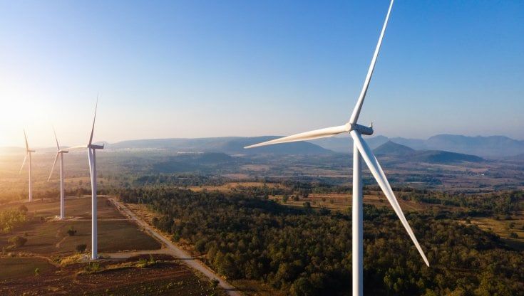 Il paradosso Italia sulle rinnovabili: risorse al top, produzione in calo