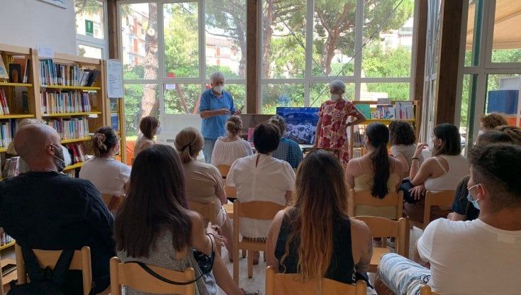 Bari, 11 biblioteche di quartiere per promuovere la lettura e offrire spazi di socializzazione. Anche in periferia