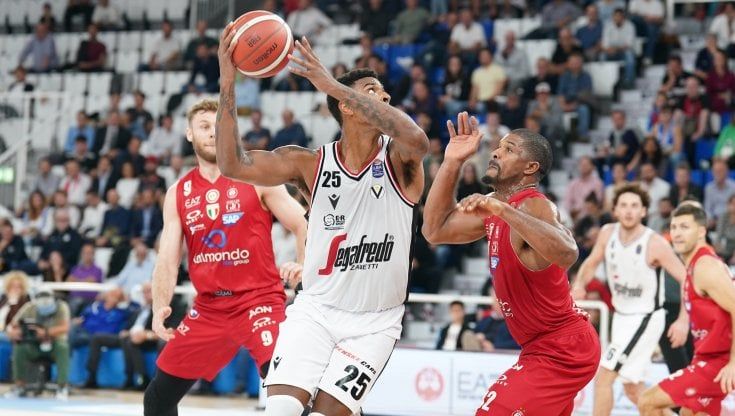 Virtus-Monaco, qui comincia l'avventura Eurolega: servono 19 vittorie
