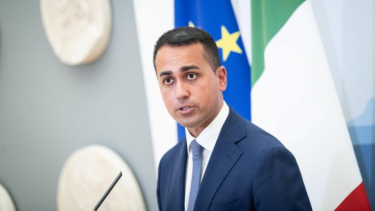 Di Maio al Cairo: “Verità su Regeni, chiediamo i dati degli indagati”