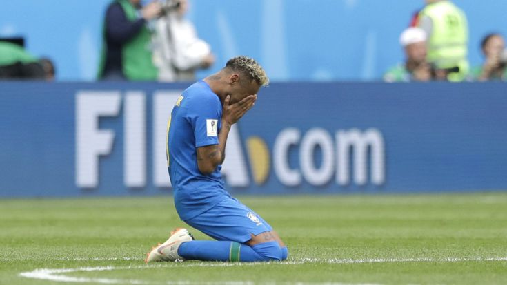 Nervi, gol e lacrime, la scossa del Brasile. Neymar sotto stress