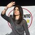 Roma, Raggi trionfa. A Torino e Milano in vantaggio i dem, ma con fatica. A Napoli de Magistris al ballottaggio con Centrodestra   