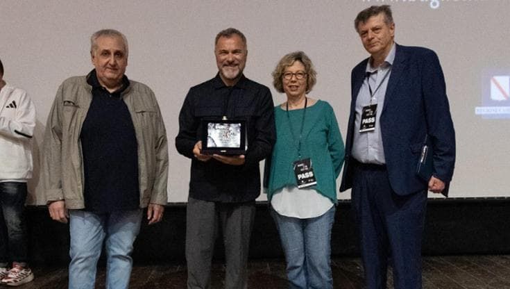 Bagnoli premia Massimiliano Gallo per “La salita”. "Cinema La Perla, presidio di cultura"
