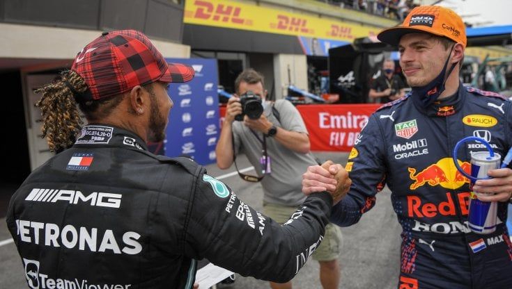 F1, Gp Francia: Verstappen in pole davanti alle Mercedes, quinta la Ferrari di Sainz