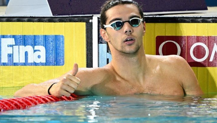 Mondiali vasca corta, Thomas Ceccon oro nei 100 misti. Italia di bronzo nella 4X200 sl