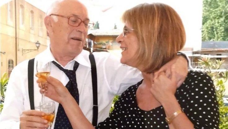 La moglie di La Forgia: "Ha salutato gli amici e si è iniettato da solo la morfina. Cinque giorni di agonia, con un terribile risveglio"