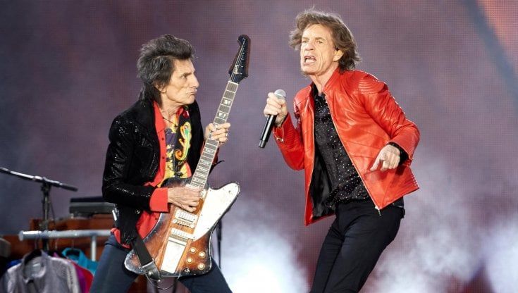 Lo 'strano gioco' di Mick Jagger, da frontman degli Stones a compositore per una serie tv