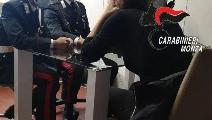 Limbiate, dà fuoco alla moglie per una lite: arrestato