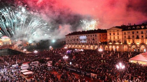 Annullare la festa di San Giovanni per lutto, anche M5s si divide