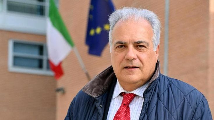 Ilaria Salis, il padre a Strasburgo: “Mia figlia è molto agitata dalle dichiarazioni del governo ungherese, è un processo politico. Il 28 marzo chiederemo i domiciliari a Budapest”