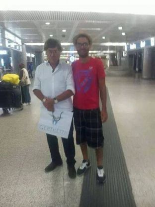 Lazio, arriva Gentiletti: il team manager lo aspetta con il cartello