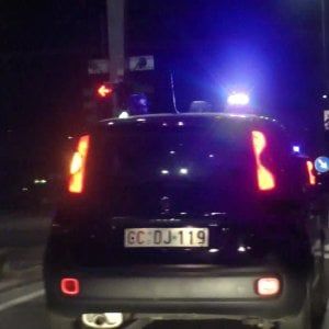 Bari, sgominata una banda di narcotrafficanti: a gestire la droga era la madre del capoclan