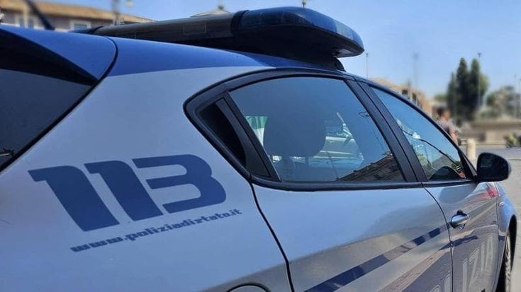 “Hai messo sui social le foto di mia figlia minorenne”. La faida tra due famiglie scatena il panico nelle strade di Don Bosco