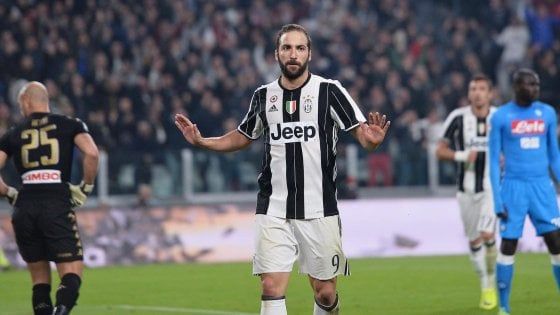 È la notte di Higuain 50 mila al San Paolo per Napoli-Juventus 