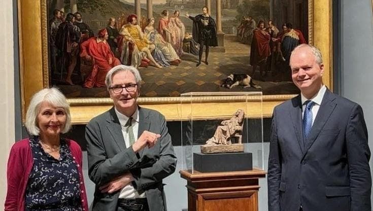 Capodimonte, ex direttore National Gallery dona un Torquato Tasso in terracotta al museo di Napoli