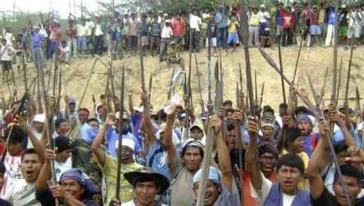 Amazzonia, legno, oro e petrolio: le “Guerre interne” nel Perù segreto