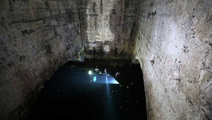 Un tuffo nelle viscere della Genova medievale: quella cisterna profonda quasi venti metri sotto i caruggi
