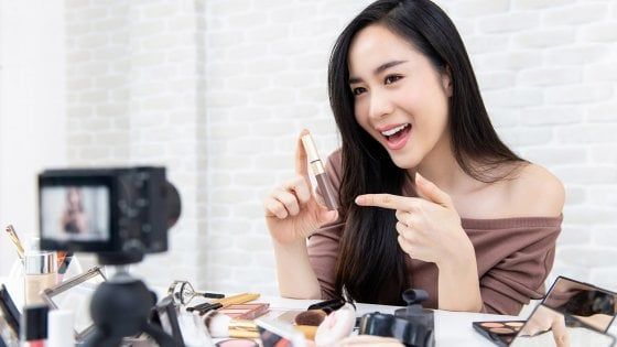 YouTube, arriva la prova virtuale dei cosmetici durante i tutorial 