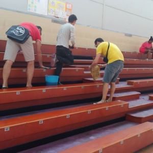Bari, la palestra comunale è inagibile dopo una festa di laurea: spostata la gara di volley