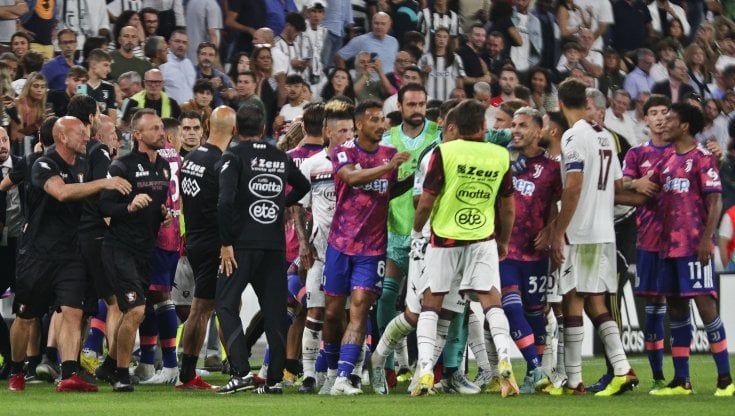 Il Var fa arrabbiare la Juve, il gol di Milik alla Salernitana era regolare