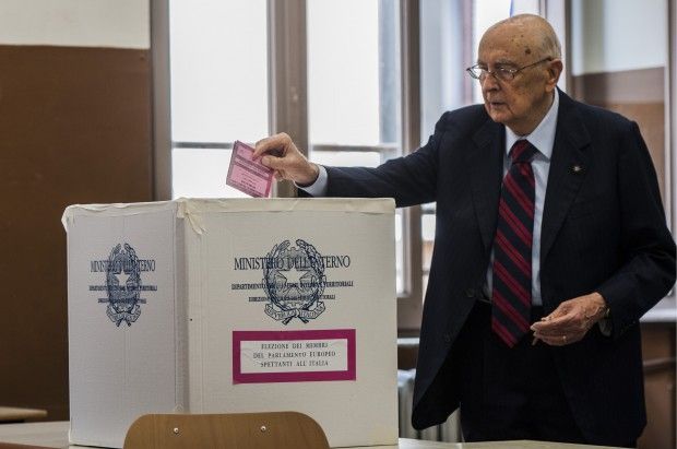 Europee: Napolitano ha votato al seggio di rione Monti