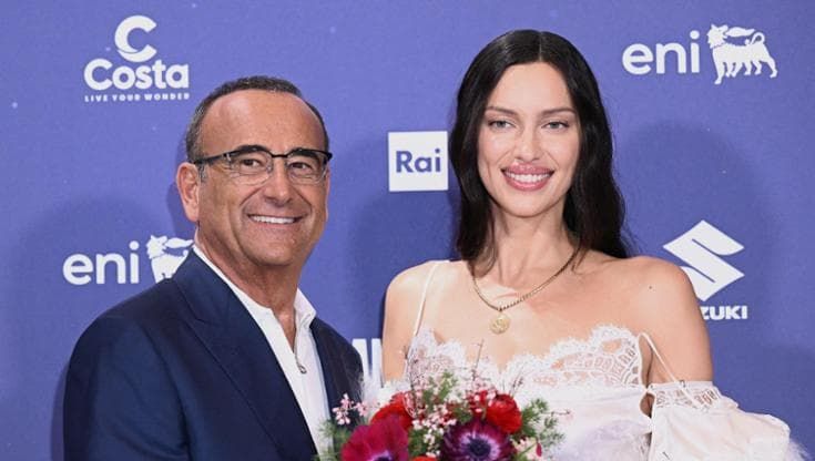 Sanremo Estate 2026 si farà: cosa si sa della versione estiva del Festival
