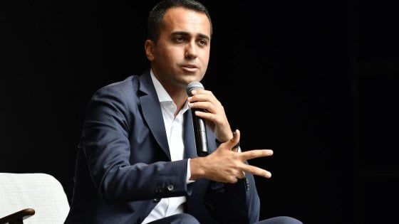 Manovra, Di Maio: "Non pugnaliamo i cittadini per rassicurare le agenzie di rating"