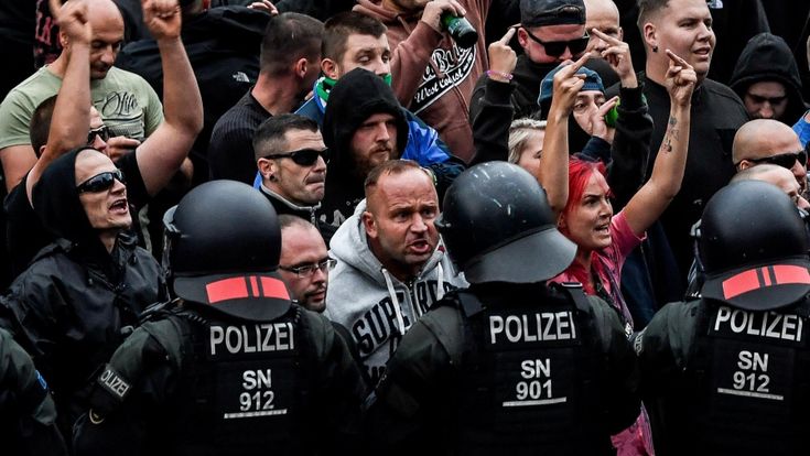 Germania, da Chemnitz un avviso a Merkel